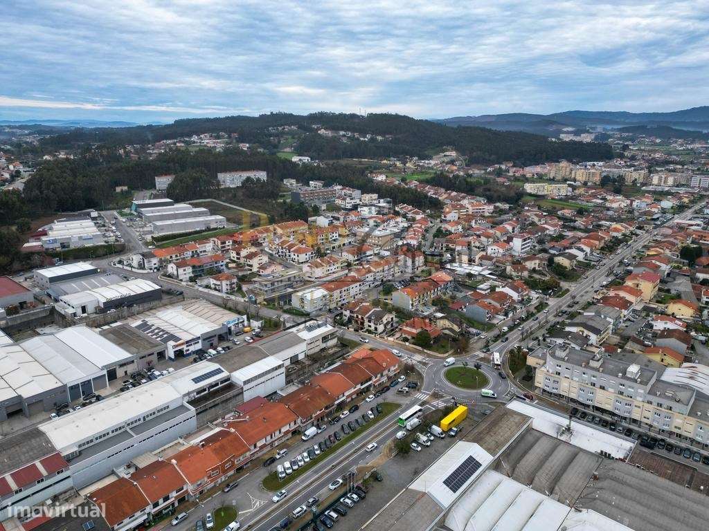 Terreno Urbanizável com 1.000 m² em Alfena Excelente Localização e ...-2