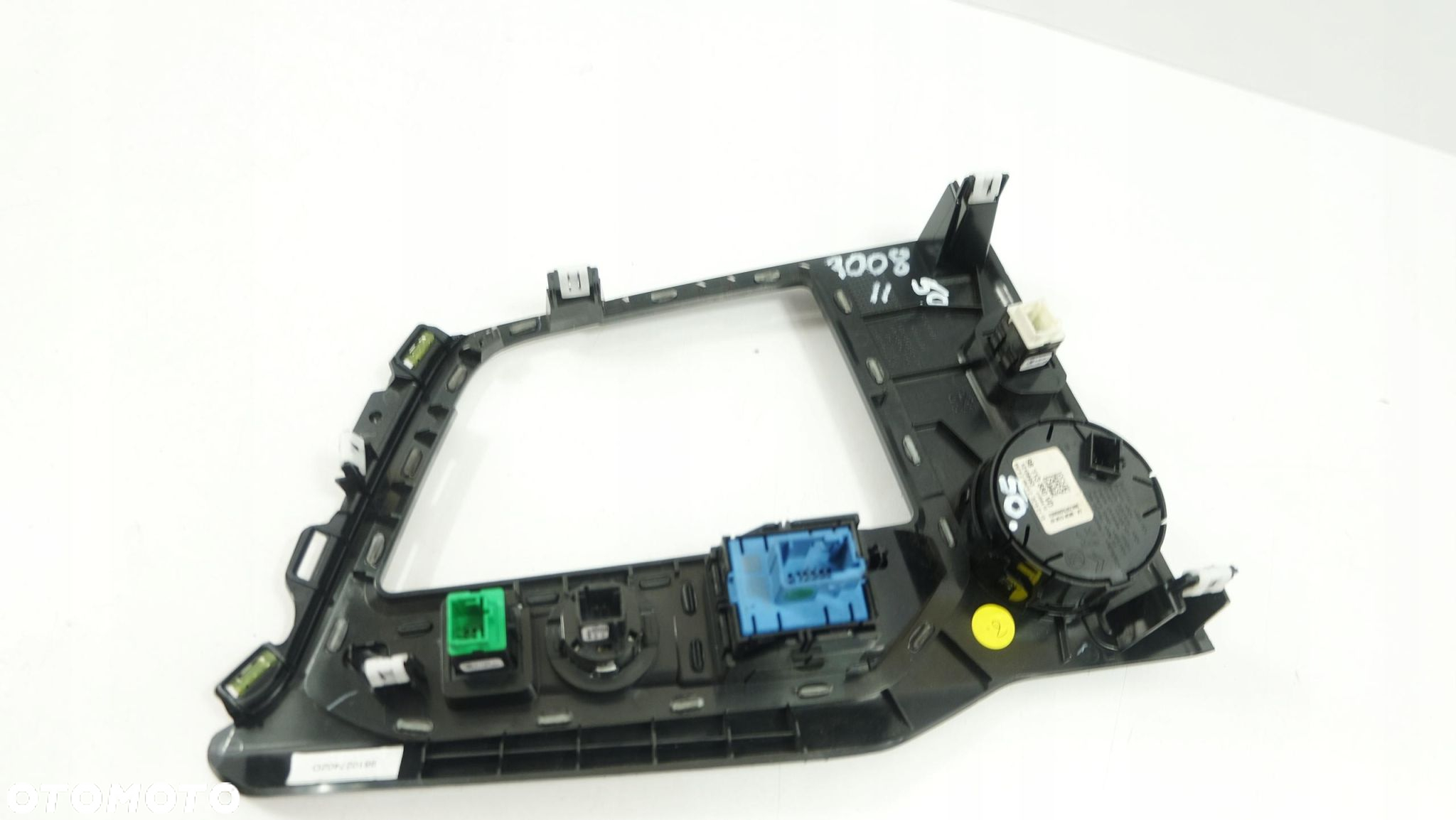 PEUGEOT 3008 II RAMKA PANEL PRZEŁĄCZNIK 9810274077 - 3