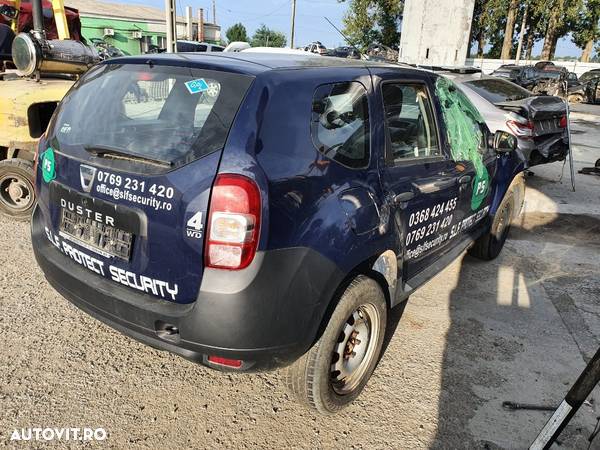 usa portiera stanga dreapta fata spate aripa fuzeta etrier  Dacia Duster 2015 motor 1.6 BENZINA  105cp K4M 606 dezmembrez - 4