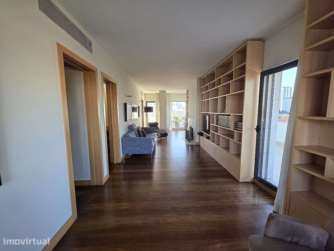 Apartamento T5 para venda-15