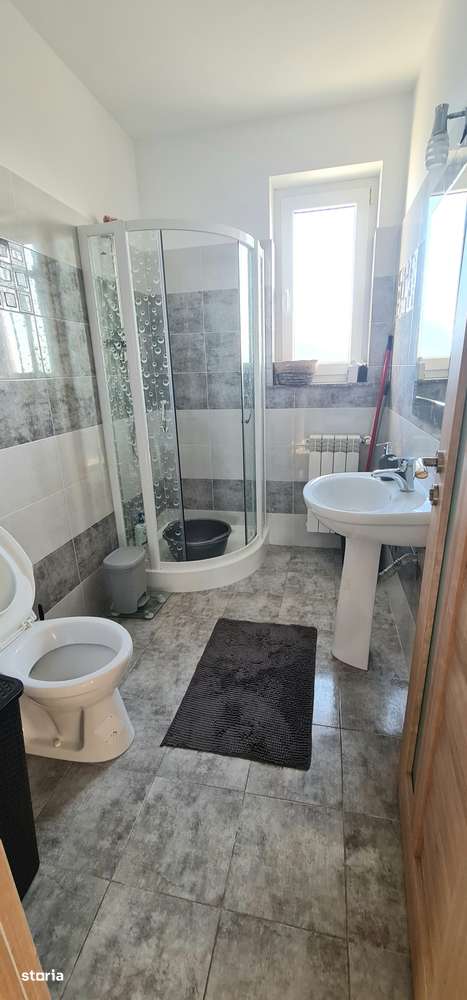 ZONA OBCINI-bloc nou- apartament de LUX cu 3 camere-17