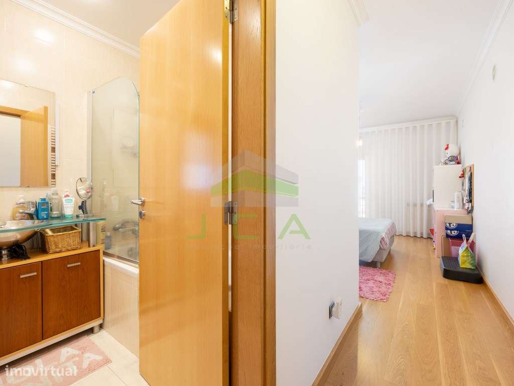 Apartamento T4 no condomínio fechado 'Gardens Prestige'-28