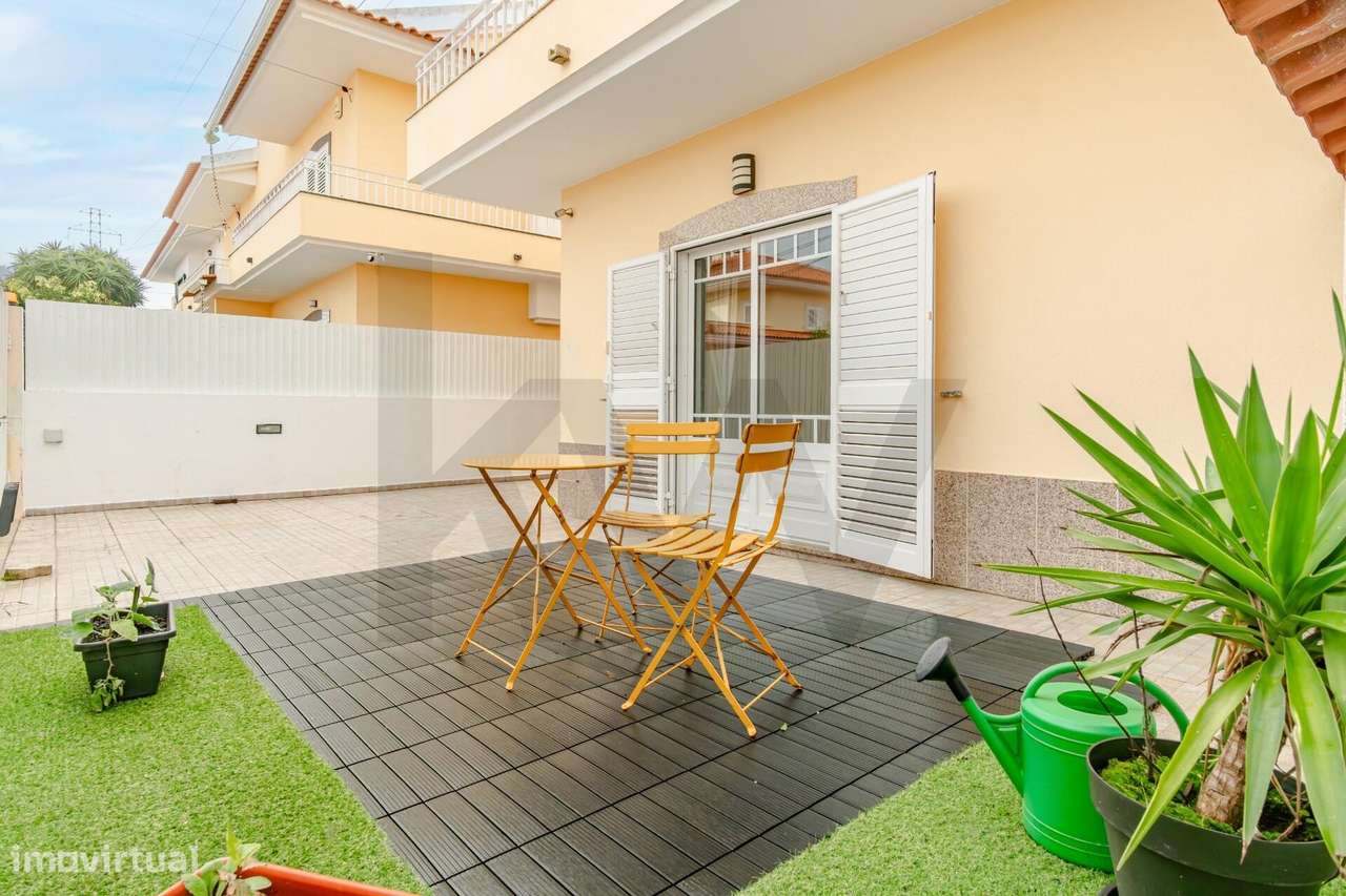 Moradia T3 com sótão amplo, espaço exterior e estacionamento em Fernão - Grande imagem: 5/43