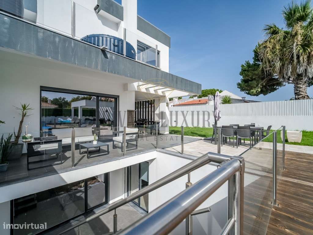Moradia de Luxo T4+1 - Um Refúgio Paradisíaco com Piscina - Grande imagem: 5/60
