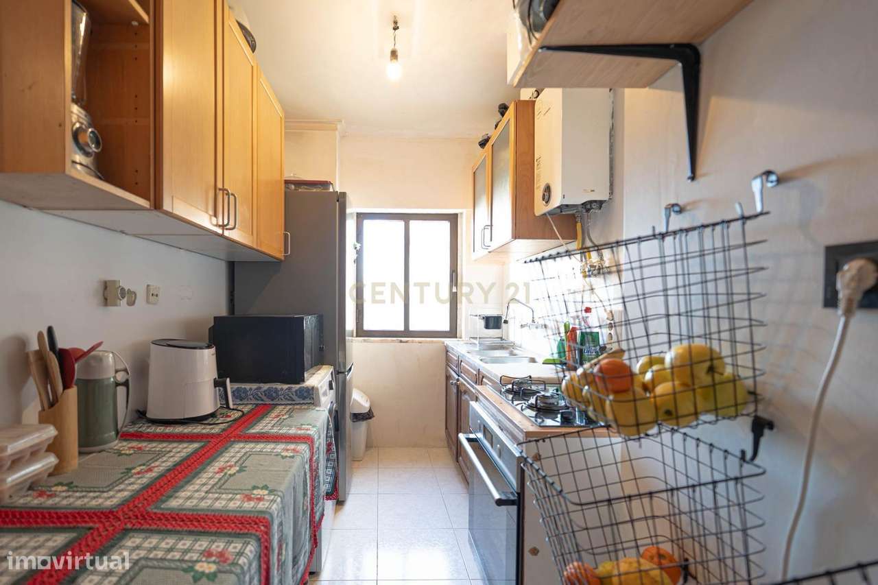 Apartamento T2 Usado – Excelente Potencial de Valorização-10