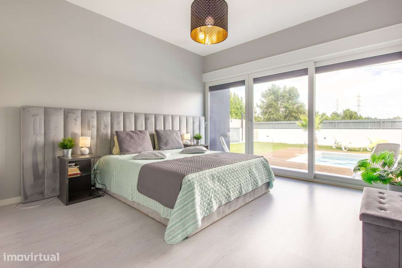 Moradia Térrea de Luxo com Piscina - Qtª Marquesa - Palmela-11