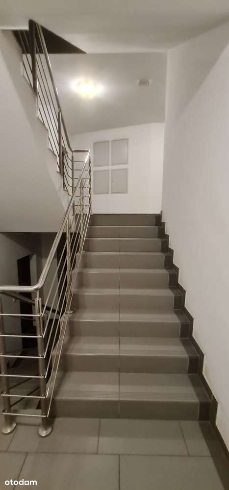 Piekne 2-pokojowe z windą i balkonem 45m2-17