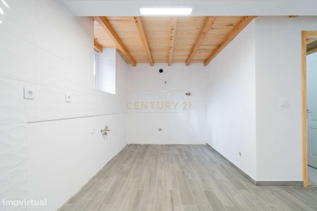 Moradia T2 + 1, Serpins, Lousã - Grande imagem: 5/37