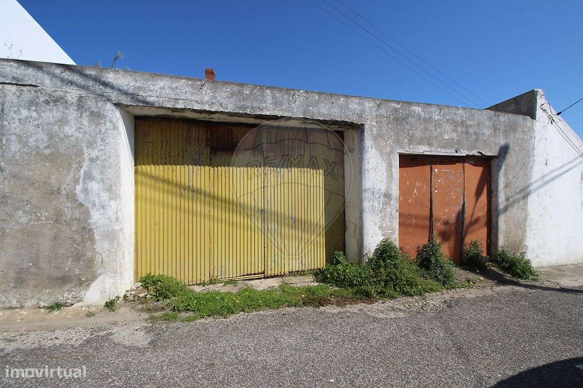 Moradia T2 para venda-21