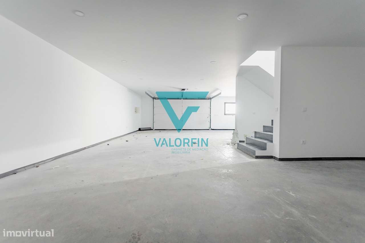 MoradiaT4 NOVA | Barosa - Leiria-36