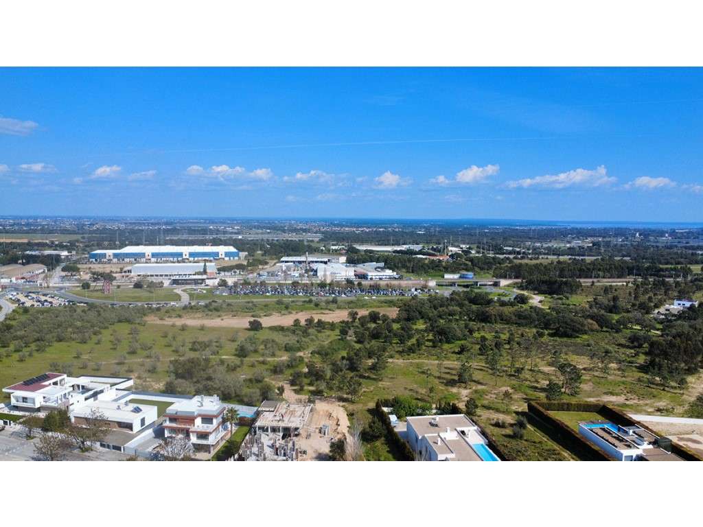 Terreno urbanizável para 6 lotes em Aires - 15.000 m2-5