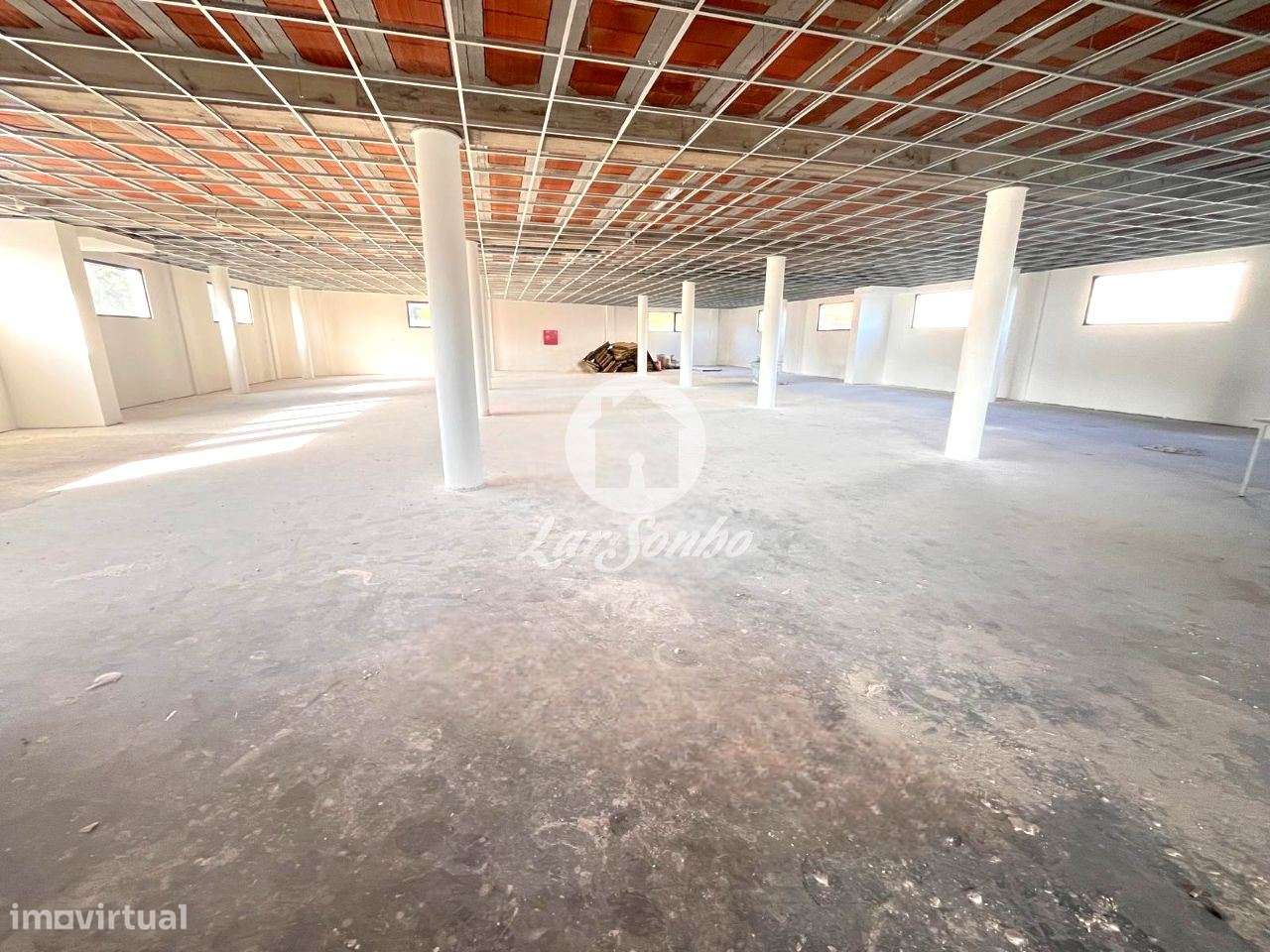 Armazém em  Barcelos - Grande imagem: 3/25