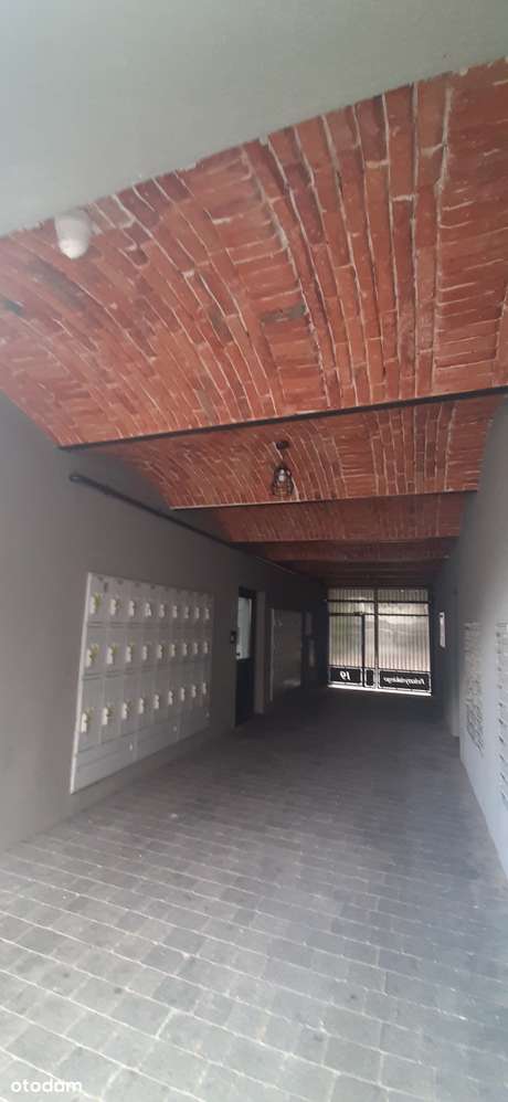 Okolice Politechniki Kawalerka z antresolą i miejscem parkingowym-17