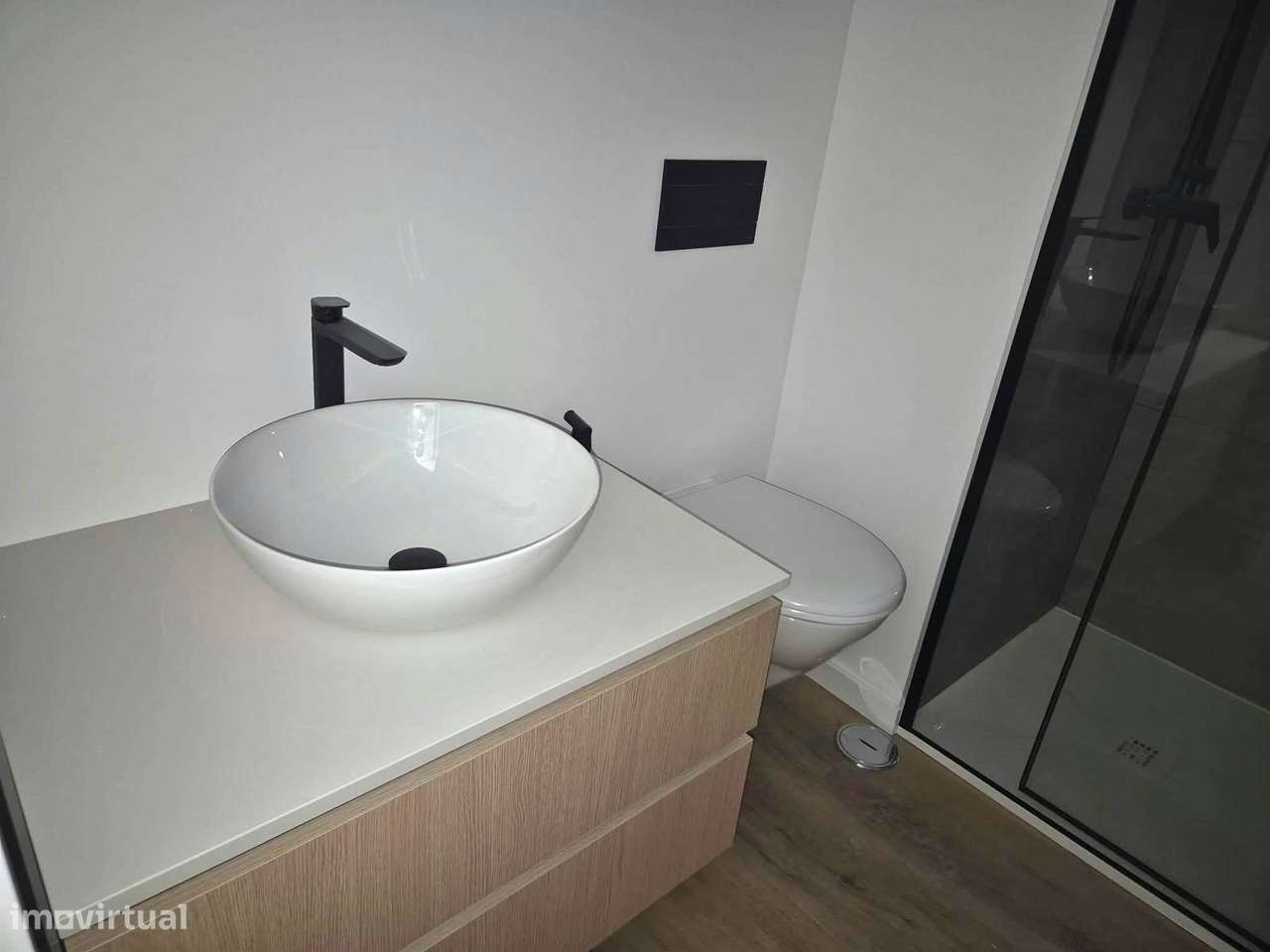 Penthouse T2 nova com garagem em Faro-17