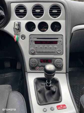 Alfa Romeo 159 1.9JTDM Distinctive - 11