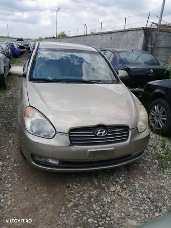 Rampa injectoare Hyundai Accent 1.5 crdi - 1