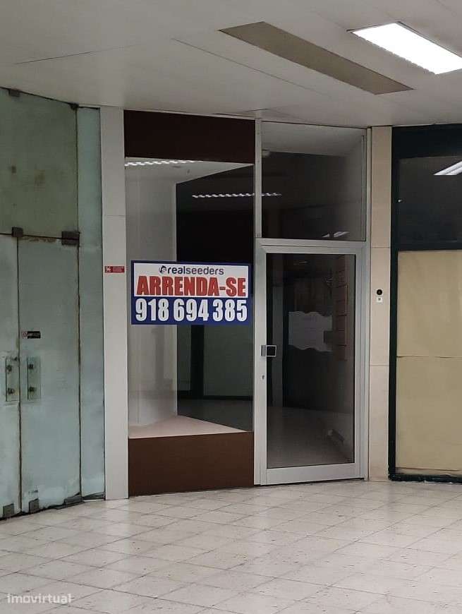 Loja de 59 m² na Cave – Shopping Center Brasília | Remodelada - Grande imagem: 3/8