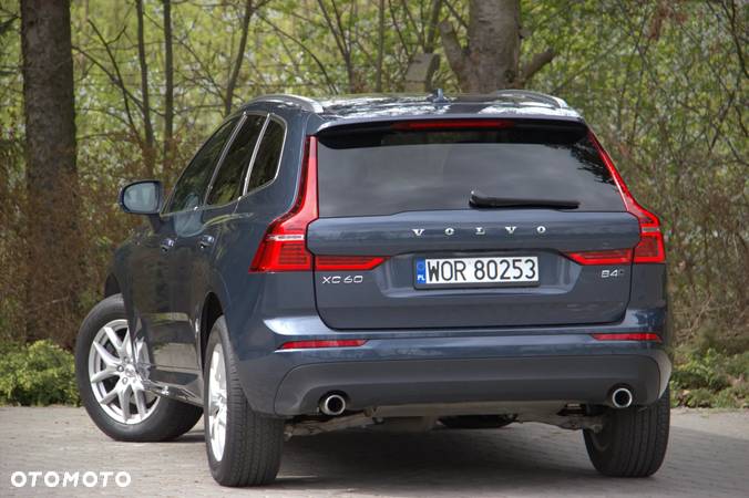 Volvo XC 60 B4 D AWD Geartronic Momentum - 13