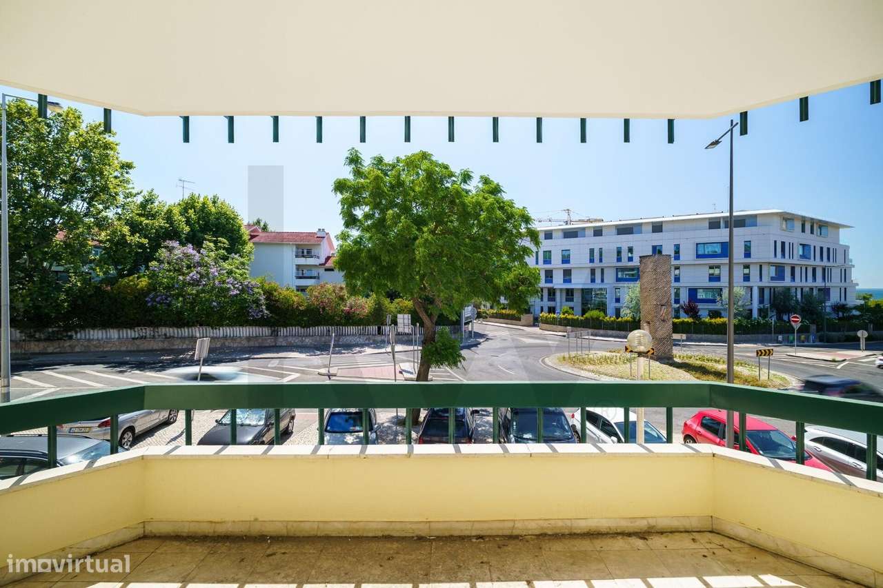 T3 Renovado com Varanda Ampla e Localização Premium - Grande imagem: 5/24