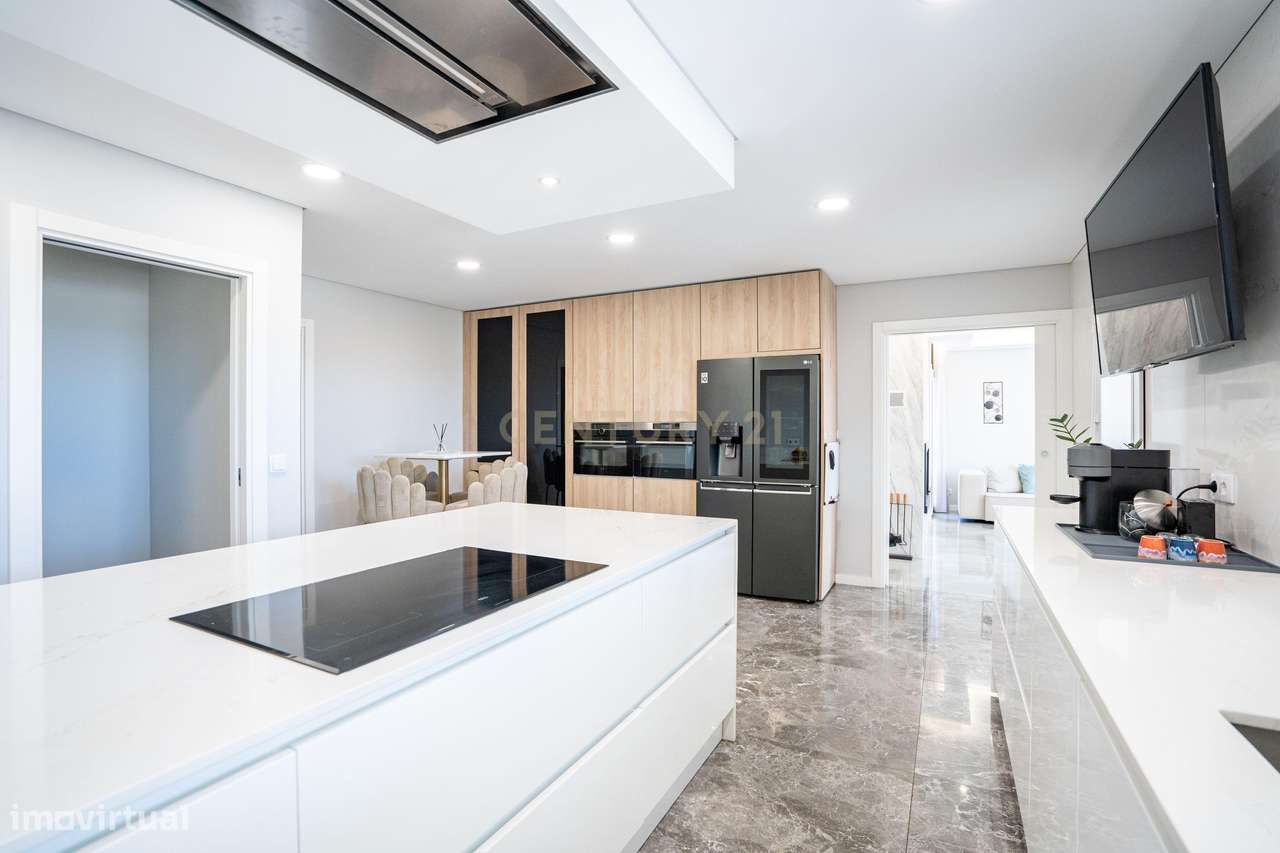Moradia de Luxo T3 junto a Sintra | Vila Verde-26