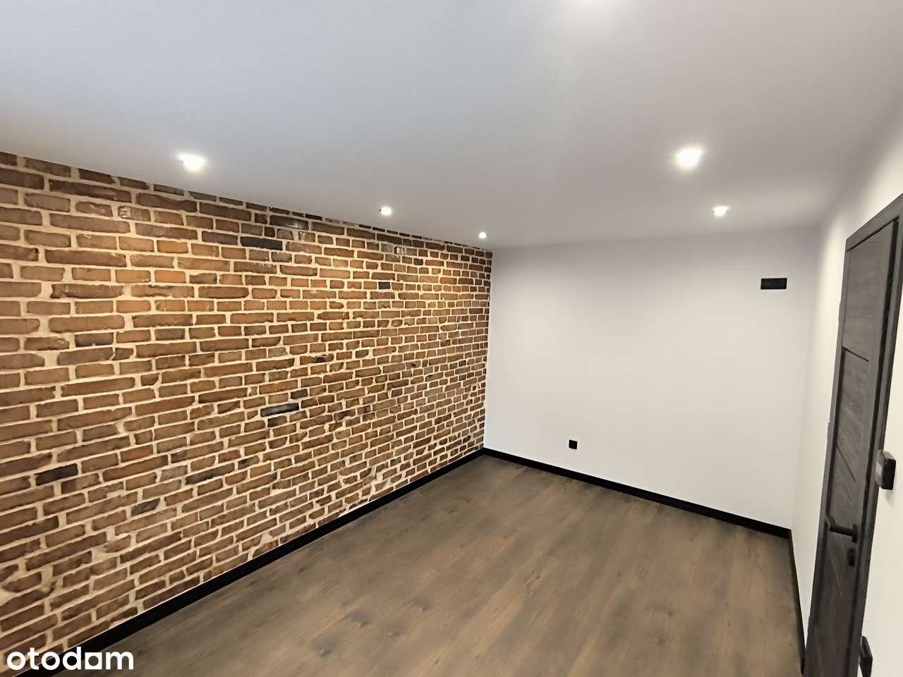 Lokal biurowo-usługowy / mieszkanie w domu wolnostojącym 2 pok+kuchnia - Pełny obrazek: 4/6