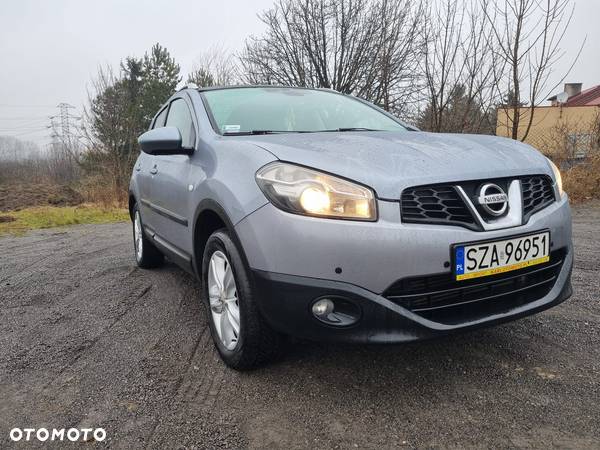 Nissan Qashqai 2.0 dCi 4 x 4 DPF 360 - 1