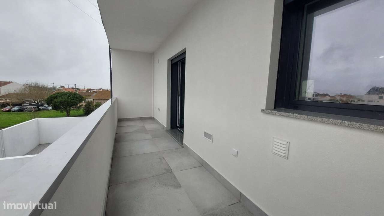 Apartamento T2 Sta Joana | Garagem Dupla | Terraço - Grande imagem: 2/45