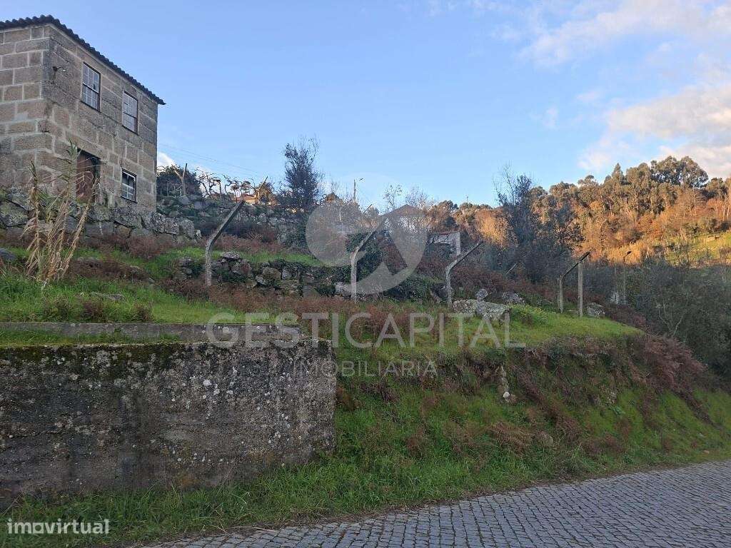 Moradia para reconstrução em São Tomé de Covelas, Baião-34