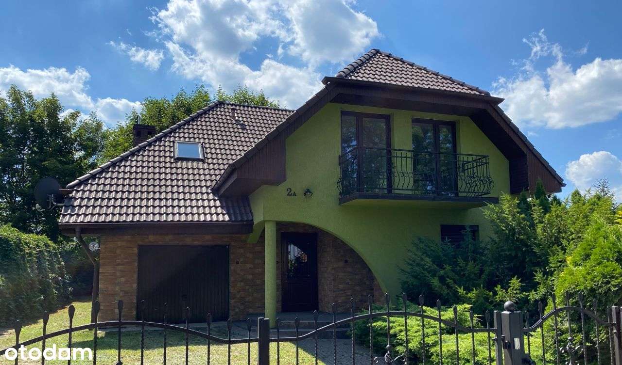 Wolnostojący, Przestronny Dom w super lokalizacji - Pełny obrazek: 1/11