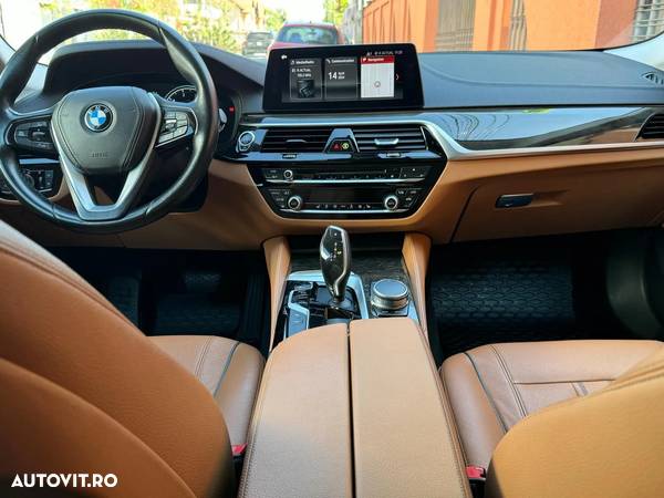 BMW Seria 5 520d xDrive Touring Aut. Luxury Line - 6