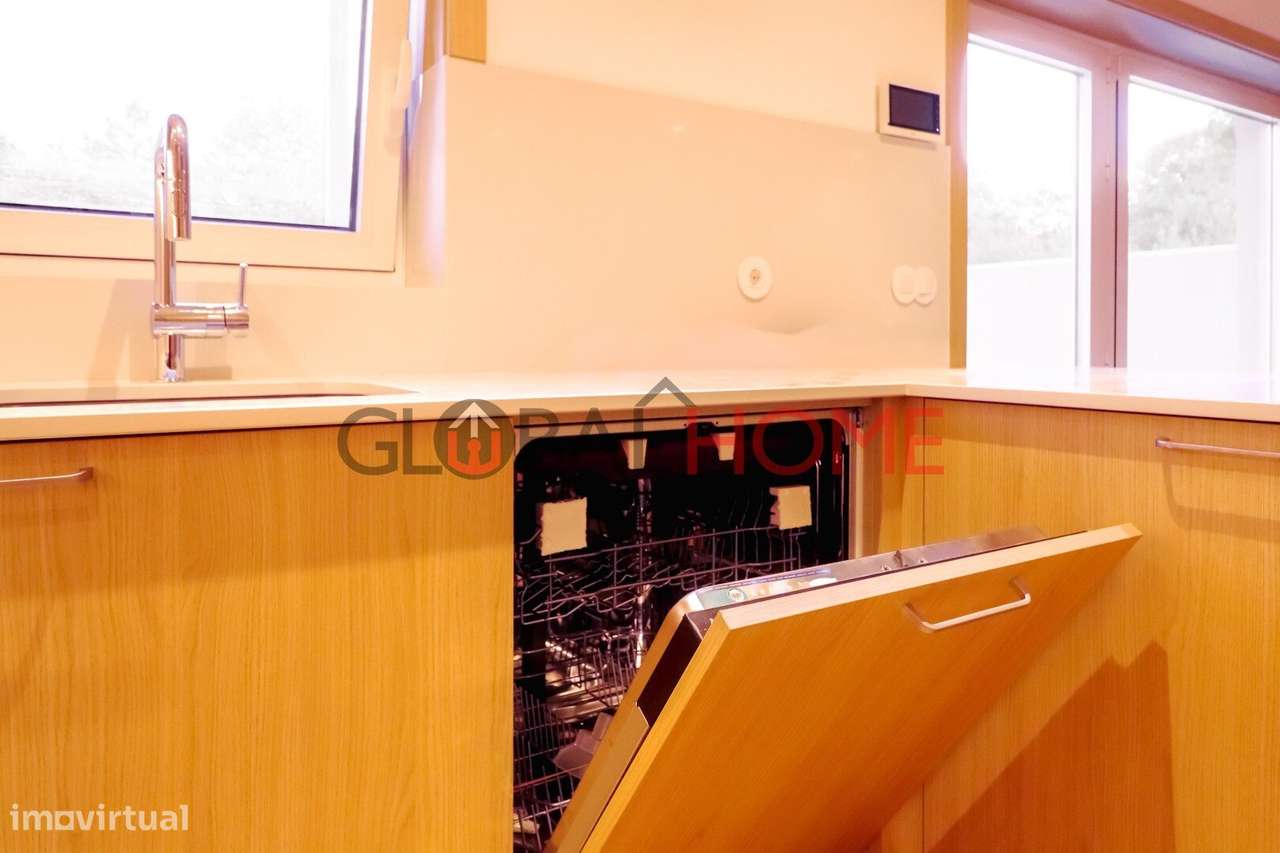 Apartamento T2 Renovado com Terraço em Fânzeres-10