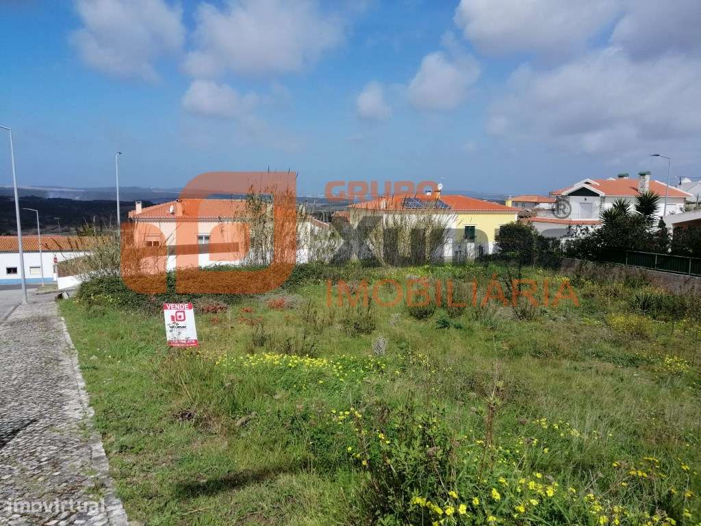 Fantástico lote para construção com vista para a lagoa de Óbidos! - Grande imagem: 4/7