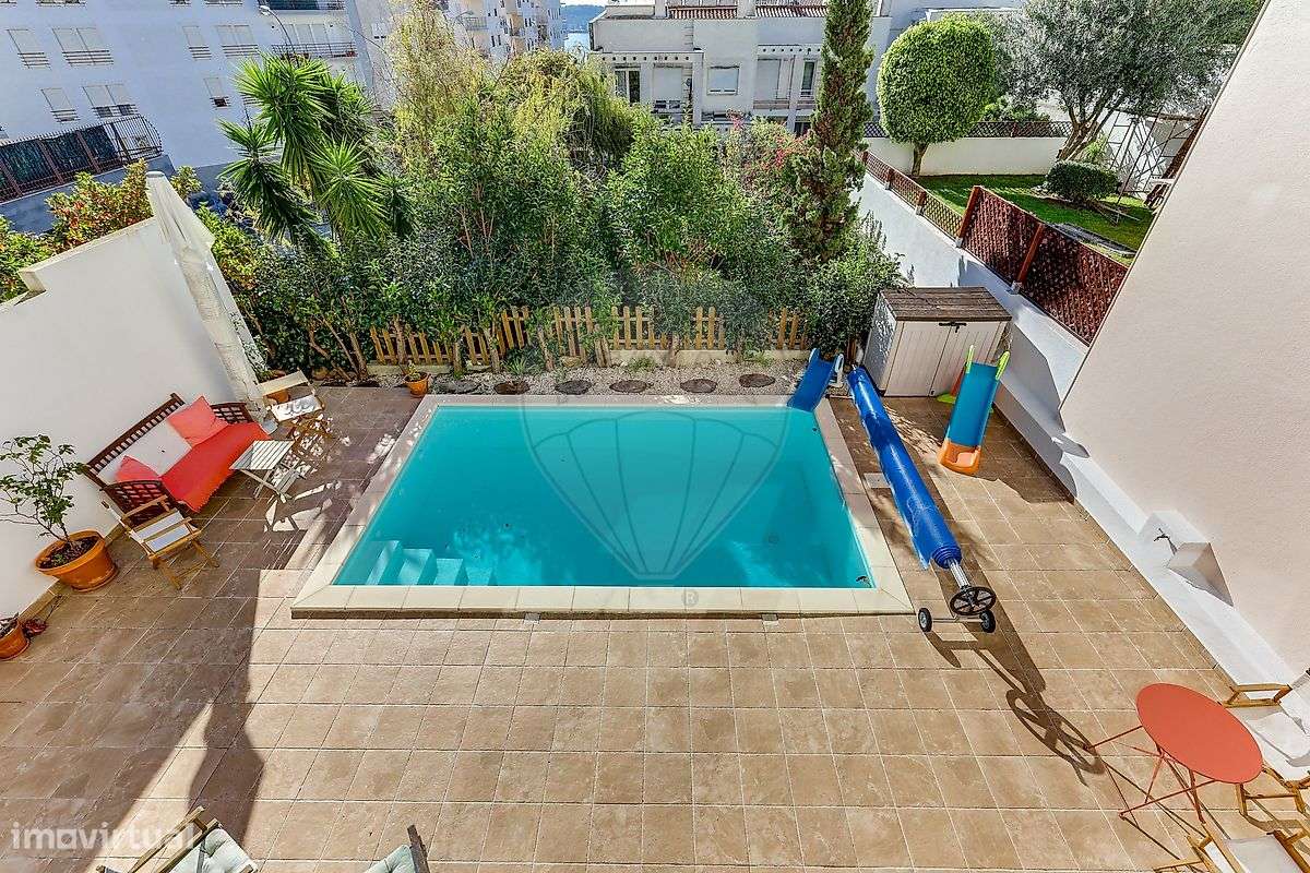 Moradia T4 para venda-12