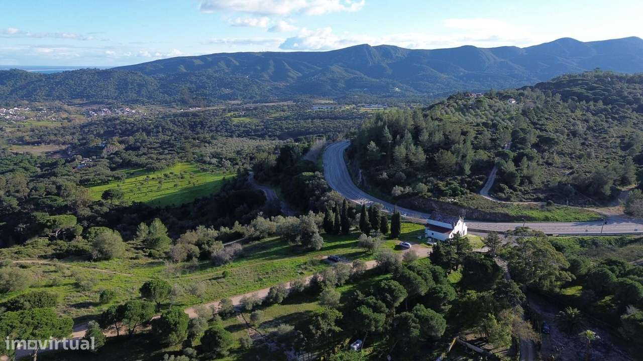 Terreno rústico situado na Serra das Necessidades - Azeitão - Grande imagem: 2/9