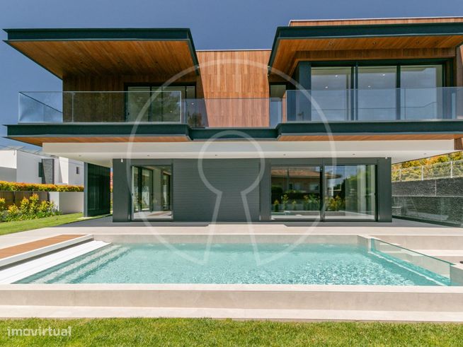 Luxuosa moradia T6 contemporânea em Birre-50