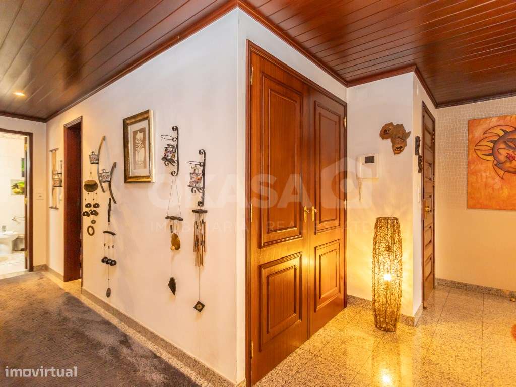 Apartamento T4 ,Bairro do Liceu , Setúbal-35