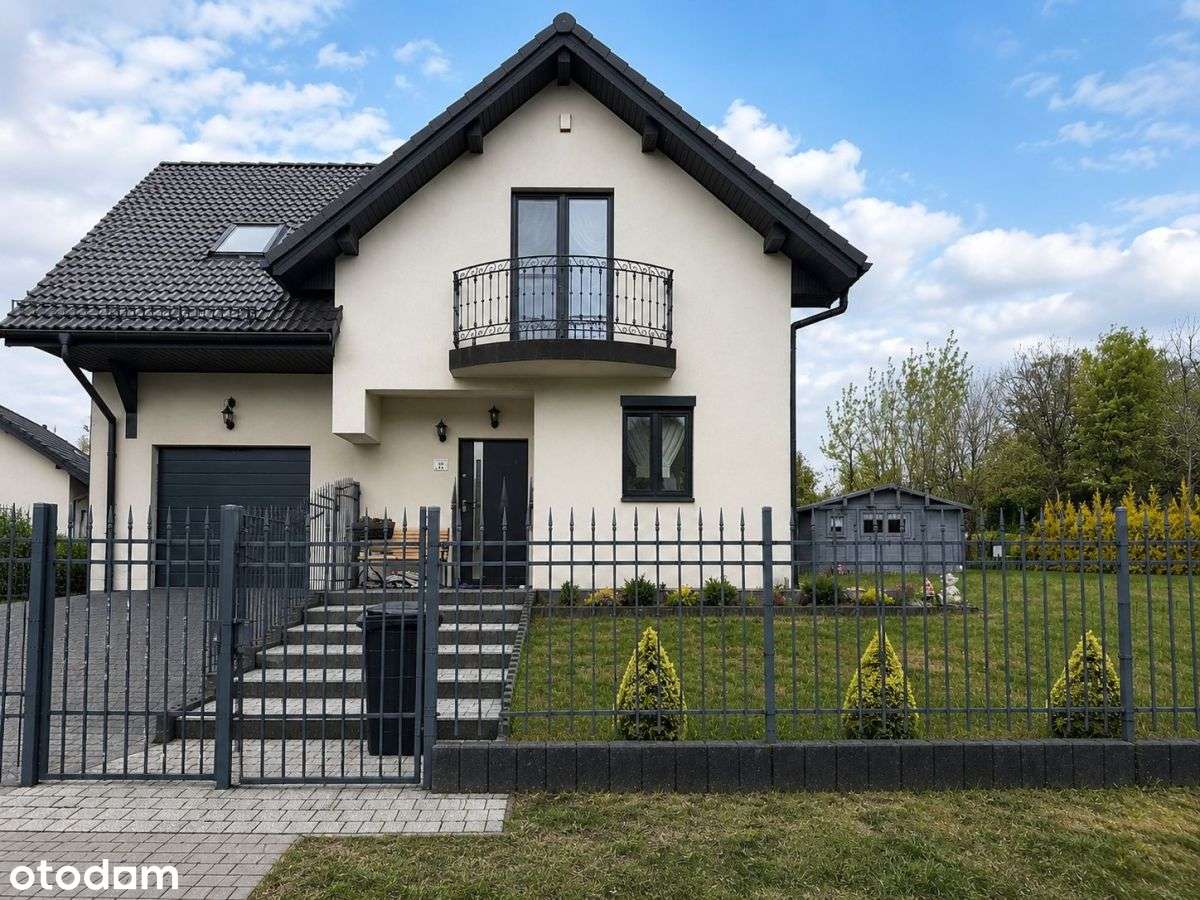 Komfortowy dom z garażem w centrum Tarnowskich Gór