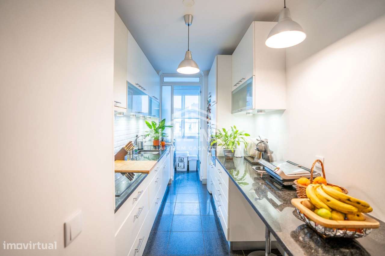 Apartamento T3 Renovado para venda em Lordelo do Ouro, Porto  Zona ...-6