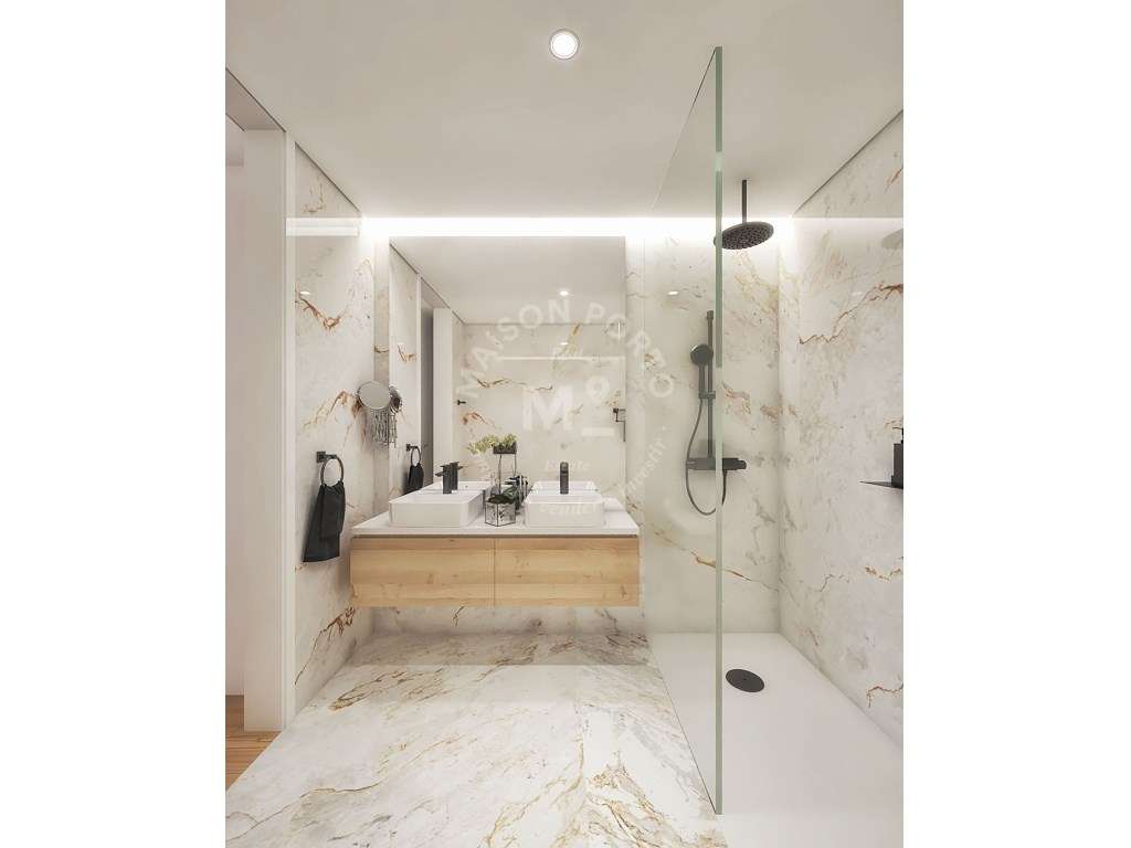 Apartamento T2 com Varanda e Lugar de Garagem em Leça da Palmeira, ...-12