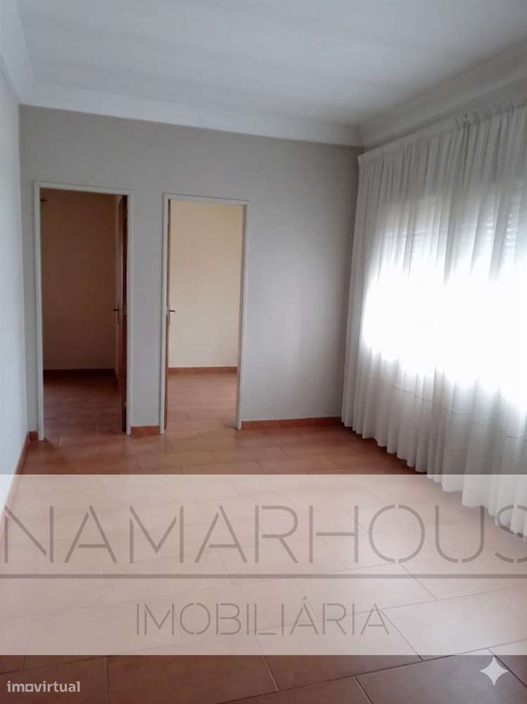 Moradia com terreno de 277 m² | Arrendada até 2027 | Charneca da Capar - Grande imagem: 4/16