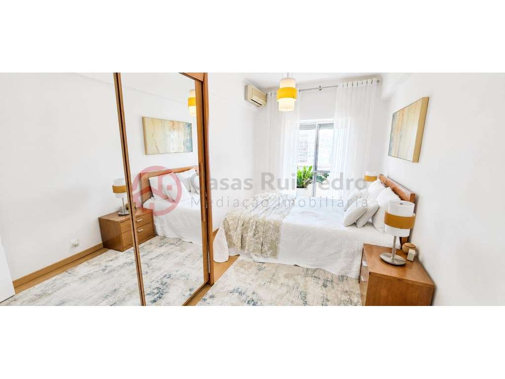 Apartamento T2 Remodelado em 2015 com Excelentes Áreas e Localizaçã...-23