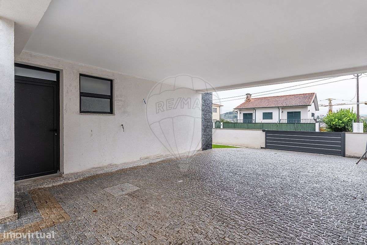 Moradia T4 para venda - Grande imagem: 4/43