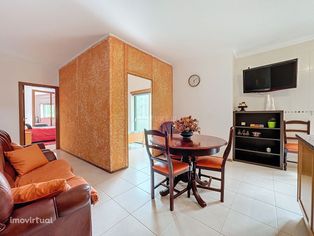 Apartamento T1,-Garagem-Mobilado-Elevador -Arrecadação