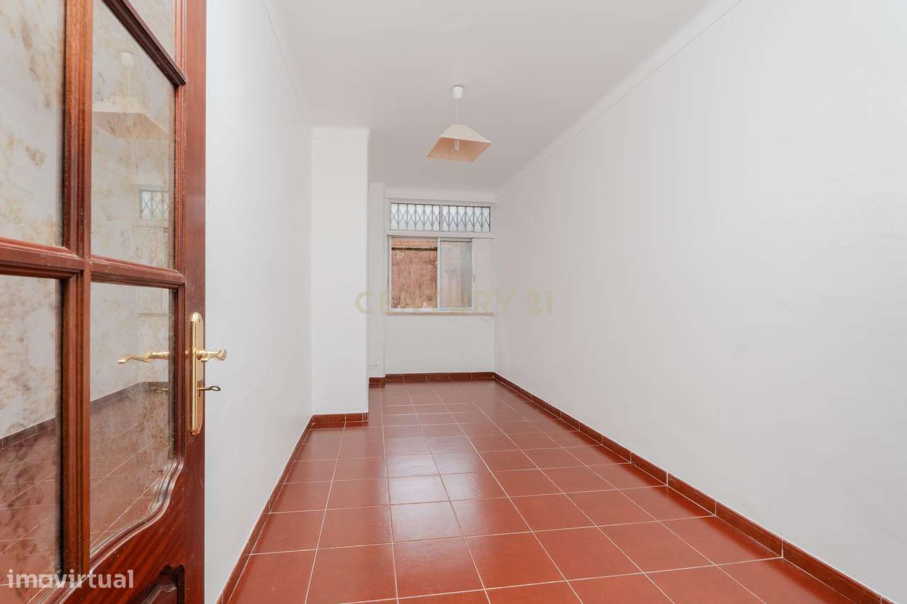 T2 na Rua Dr. Gama Barros 71 Alvalade, Lisboa-6