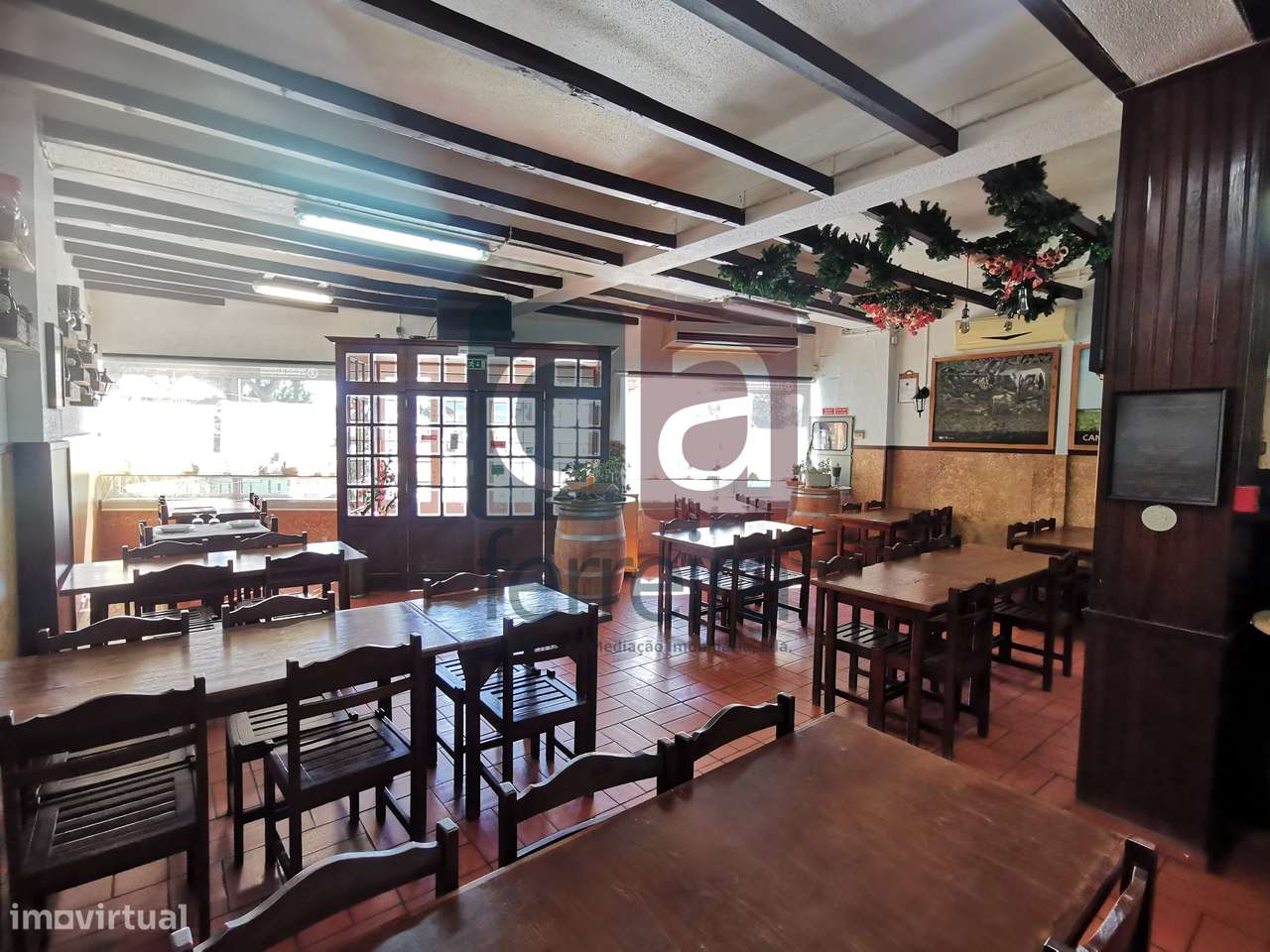 Restaurante em zona Premium de Almeirim com 308 m² e Esplanada-4