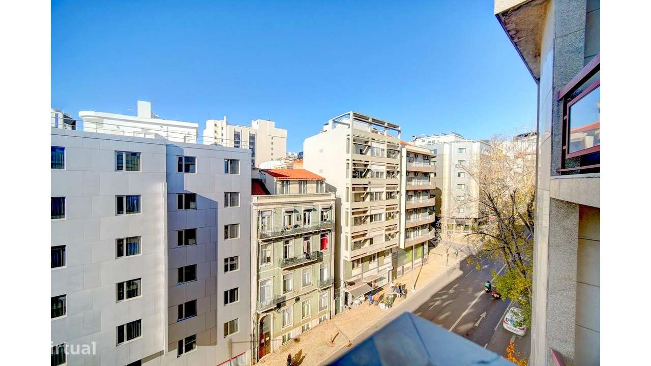 T2 com Garagem e Varandas-25