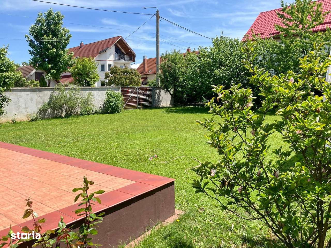 Vanzare Casa Harman - Imagine principală: 2/16