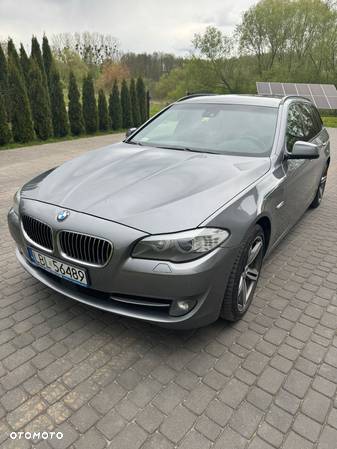 BMW Seria 5 525d Touring Sport-Aut - 12