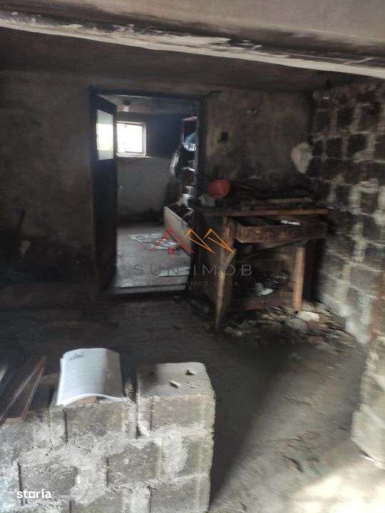 Casa D+P+E, an 1980, teren 285 m2, zona foarte buna, Campina, Prahova-10