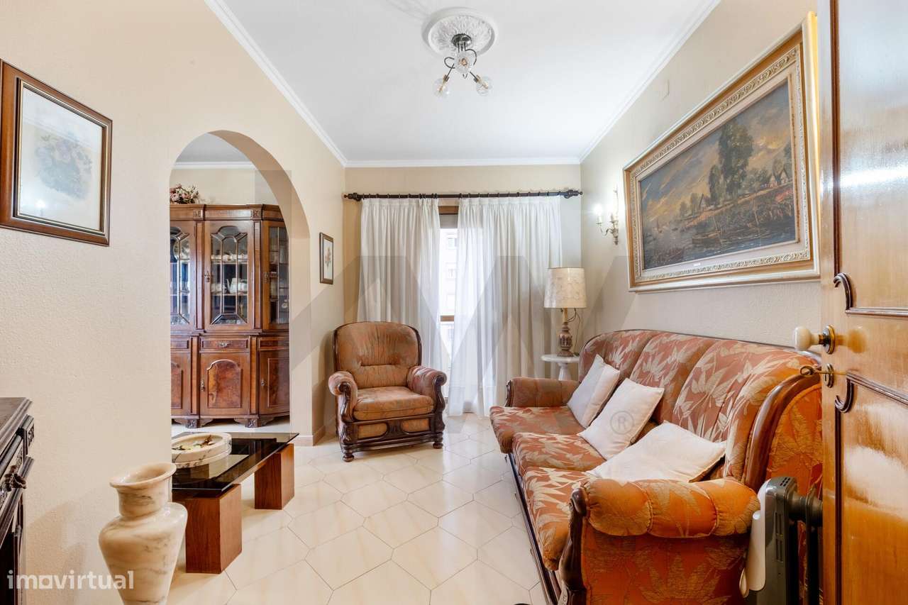 Apartamento T3 nos Olivais Norte – Localização TOP!-9